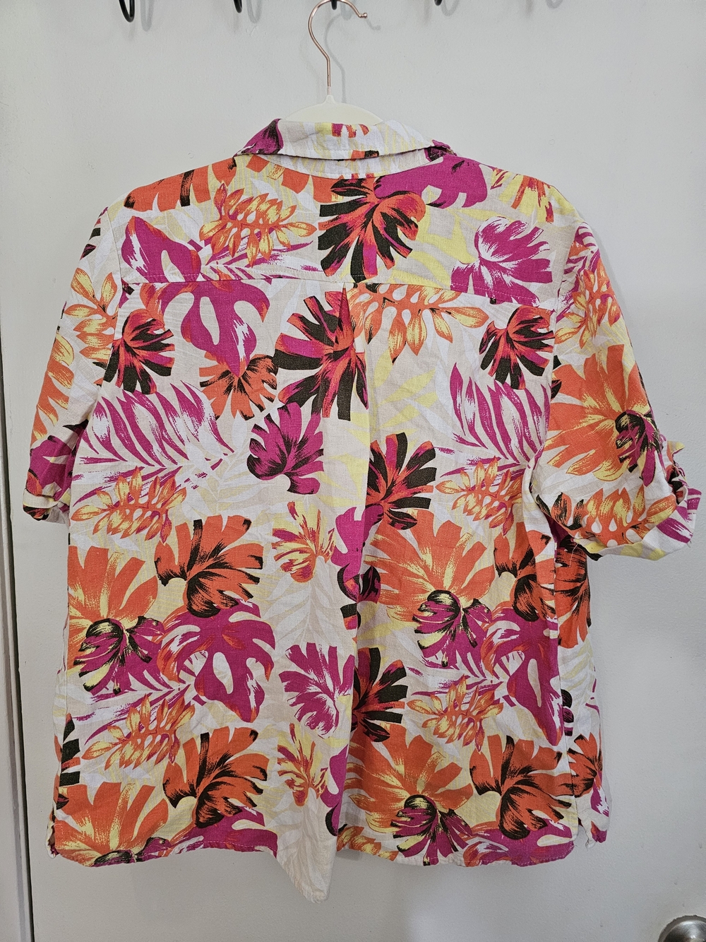 White Stag Floral Button-Down Shirt in Orange, Pink, Black on White - Picture 5 of 5